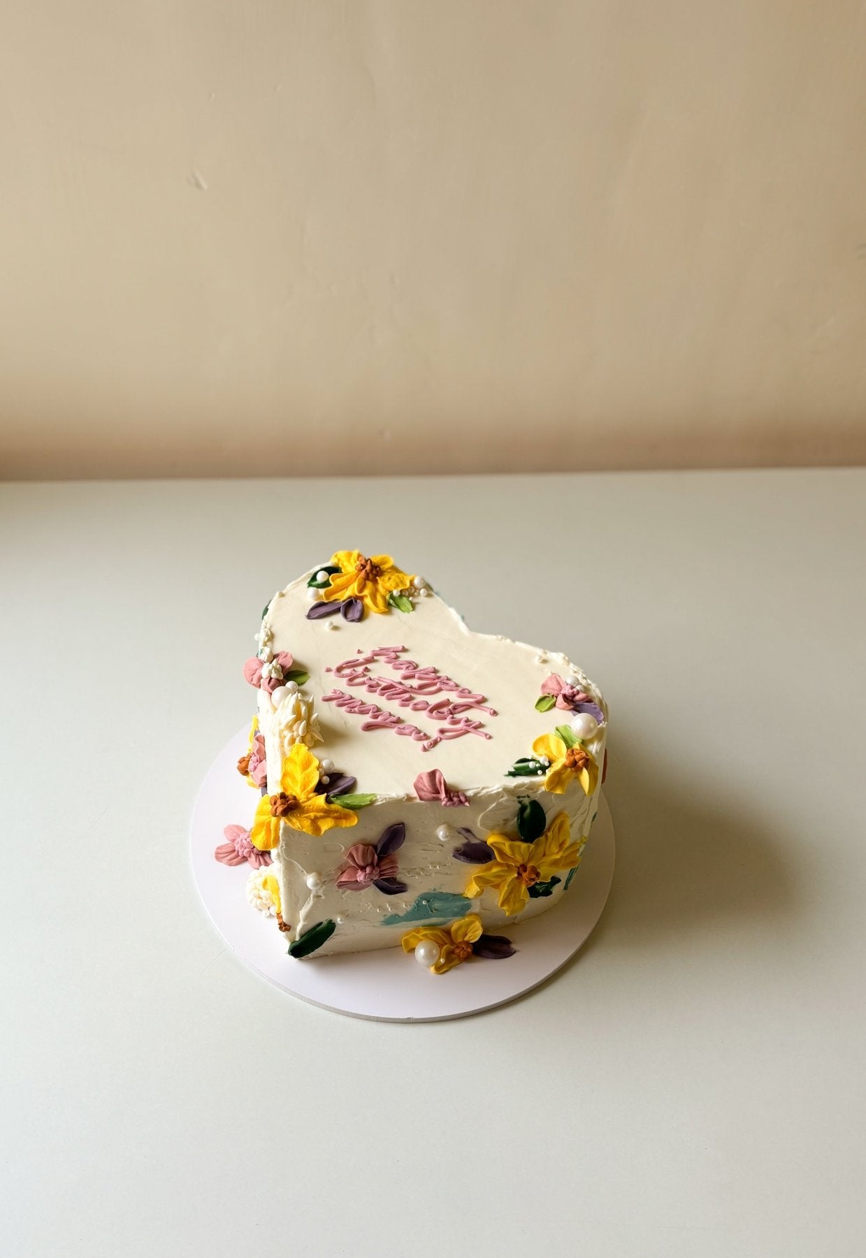 BOBO Signature Multi Flower Cake - Bobo Cakery