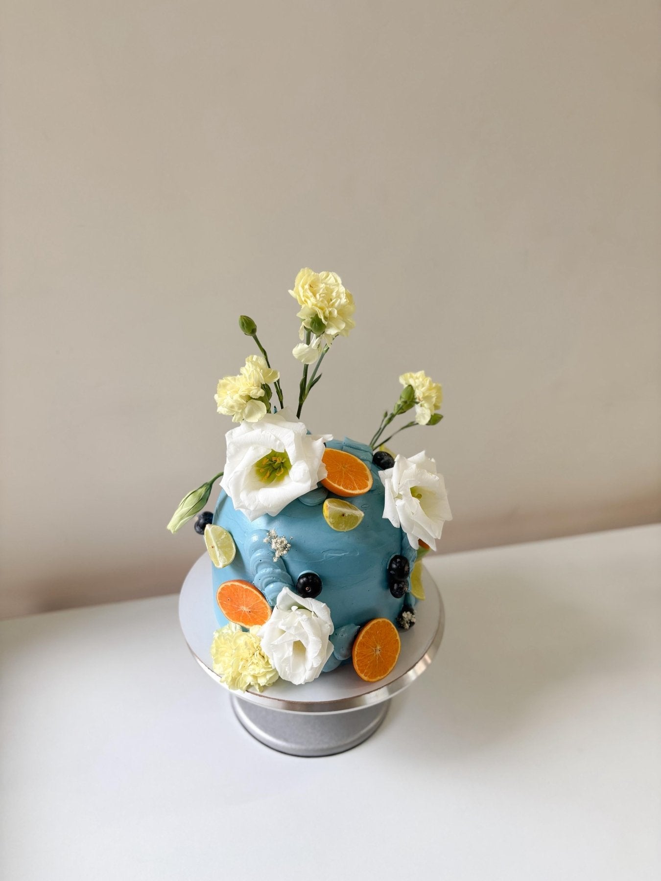 Dome & Eustoma Cake - Bobo Cakery