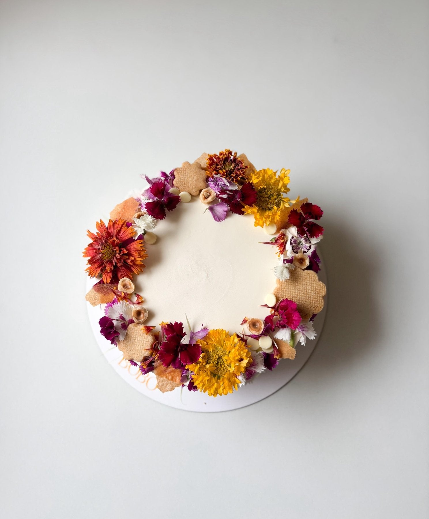 Edible Flower Wreath Cake - Bobo Cakery