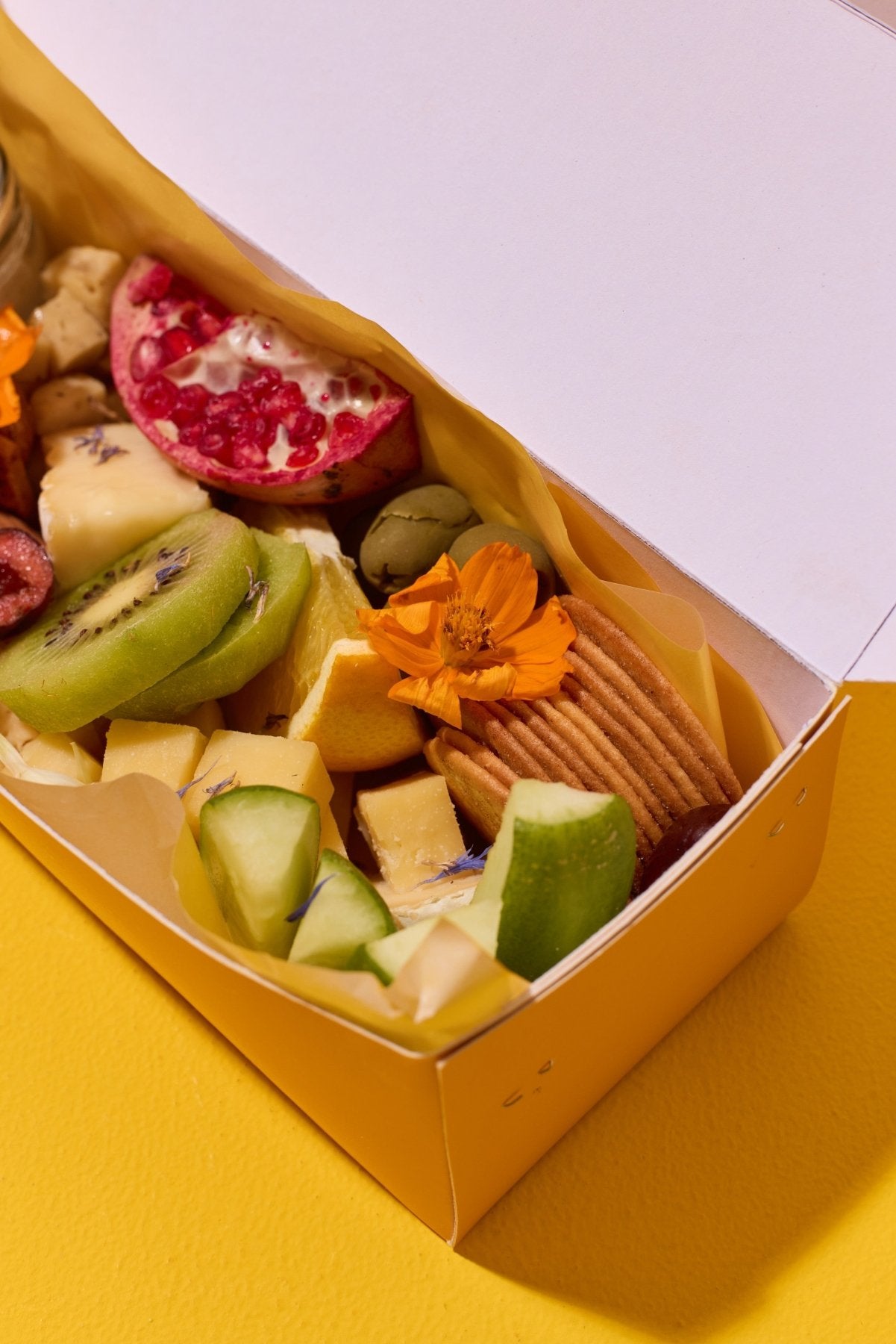 Mini Grazing Box (Serves 2–3) - Bobo Cakery