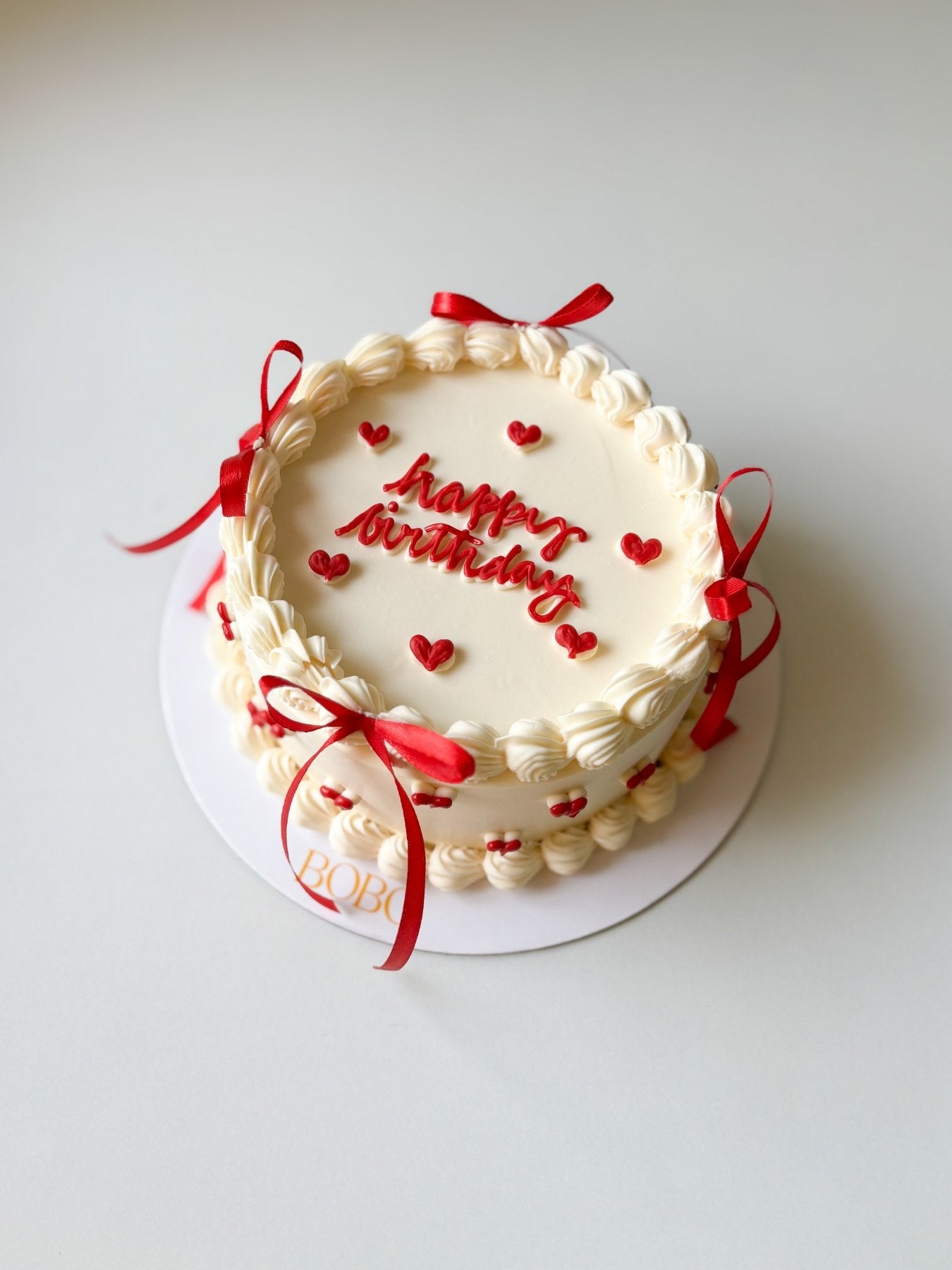 Vintage Cake With Piping Decor - Heart - Bobo Cakery